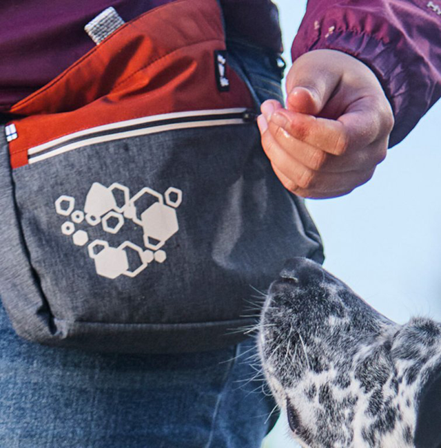 Hurtta Treat Pocket ECO - Blackberry