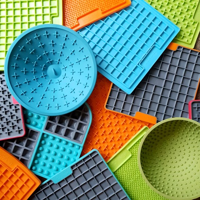 LickiMat Splash Ljusblå Hundskål Med Sugkopp