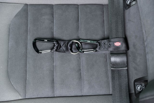 Universalfäste till bilsele 30 cm/38 mm - Svart