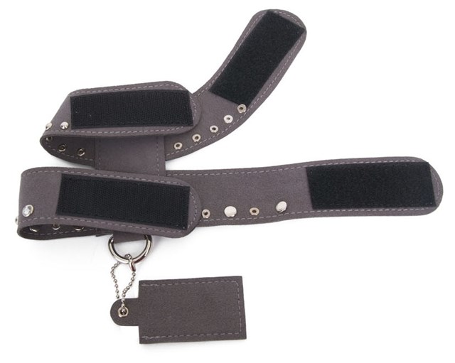 Outmatched Sele Röd