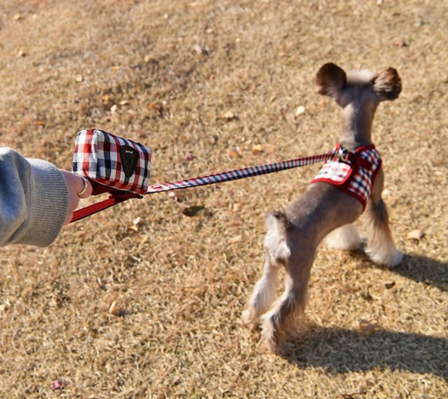 Neil Wine - Bajspåsehållare